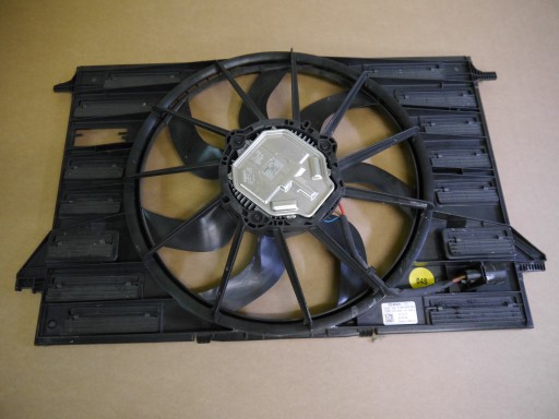 80A121003A - AUDI Q5 80A вентилятор радіатора 80A959455