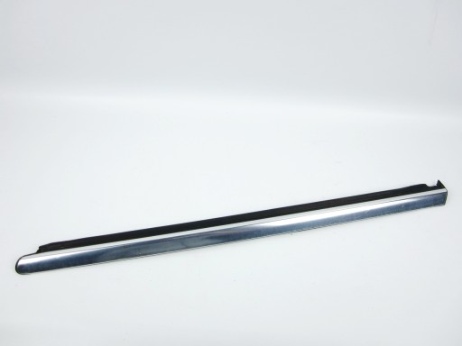 moulding under the window rear right Mercedes R-klasa W251
