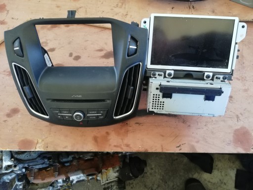 F1BT-18C815-LAK 12 - FORD FOCUS MK3 LIFT РАДІО НАВІГАЦІЯ СЕНСОРНА ПАНЕЛЬ