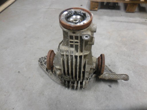 AUDI A4 A5 dyfer міст 0ar525083c