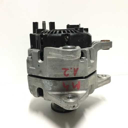 RENAULT MEGANE IV 1.2 TCE ALTERNATOR 231008040R