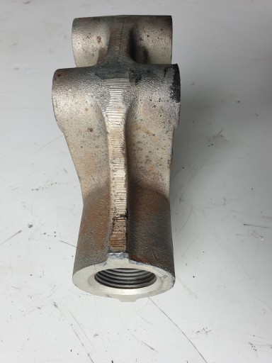 Iveco eurocargo 190 e28 e5 09-13 крепление крюка