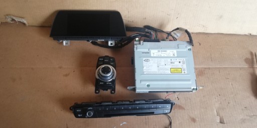 BMW 3 F30 F31 радио навигация 9381299 дисплей