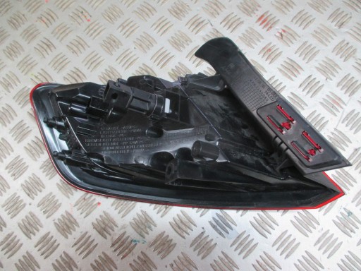 Licht hinten rechts oder links LED AUDI A3 8V 12R->