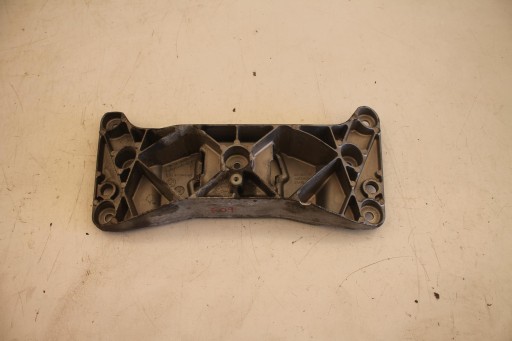 GETRIEBEHALTER GETRIEBE GETRIEBE 6777613 BMW F07