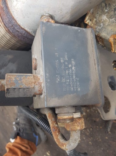 Мерседес actros MP2 КЕРМОВИЙ БЛОК ОСІ A9324600084