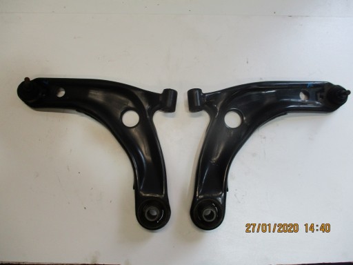 QUERLENKER QUERLENKER TOYOTA YARIS 1,5I 14R HYBR