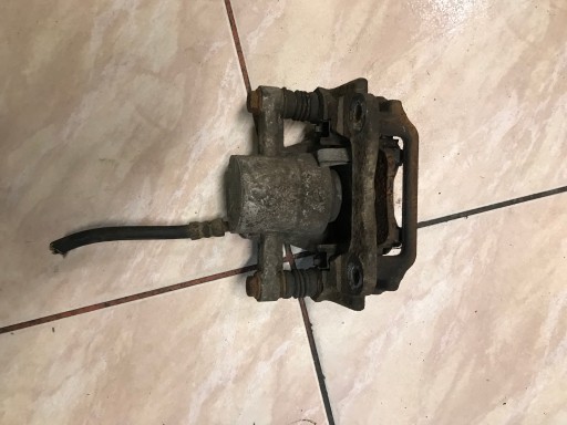 caliper brake JARZMO right rear part TOYOTA COROLLA VERSO 2006R OE