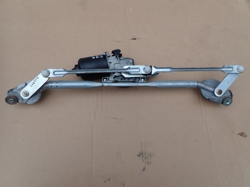 TOYOTA AVENSIS T25 02-08 механизм стеклоочистителя