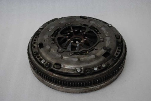 ДВОМАСОВА МУФТА VW SEAT AUDI 03G141025E