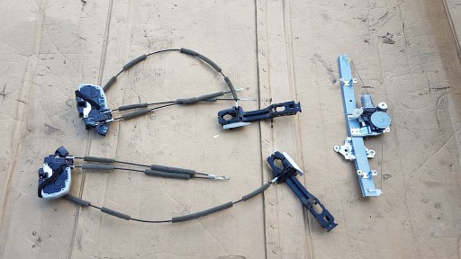 000 - Мотор стеклоподъемника левый передний x-trail t32