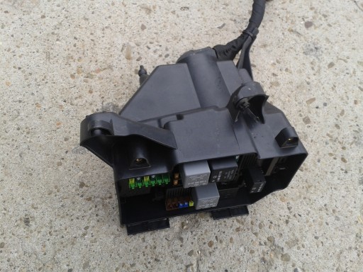 Блок запобіжників MERCEDES GLC A2059981301