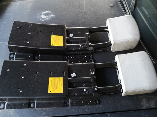 2098600032 - Подголовники оголовье Mercedes CLK W209 кабриолет