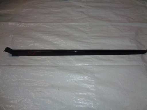 3008 II 17 - ЛЕВАЯ ДЕКОРАТИВНАЯ ПЛАНКА ЛОБОВОГО СТЕКЛА