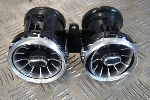 Вентиляційна решітка права MERCEDES GT AMG A2578302400