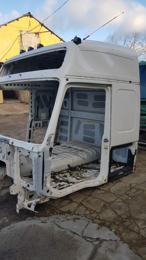 СТОЙКА ЛЕВАЯ СТОРОНА ЭЛЕМЕНТ КАБИНЫ VOLVO FH 13