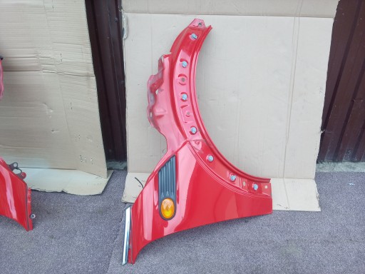 fender right MINI R56 red nice