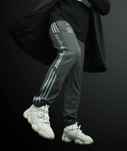 yeezy calabasas ink wolves