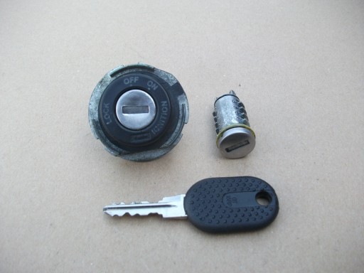 PIAGGIO LIBERTY 50 ЗАМОК ЗАЖИГАНИЯ