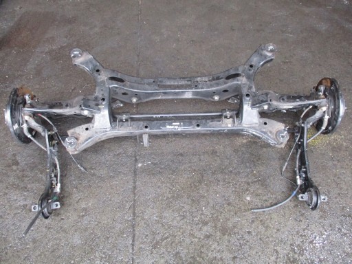achse Achsträger träger heck KIA CARENS 1,7D