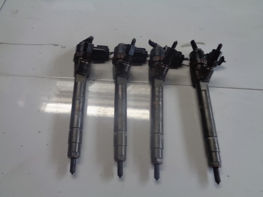 MERCEDES C W203 2.2CDI 646 nozzle nozzles A6460700787 0445110238