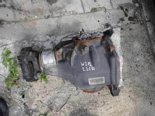 2123509103 - MERCEDES E-Class W212 09R-2.2 CDI диференціал задній міст