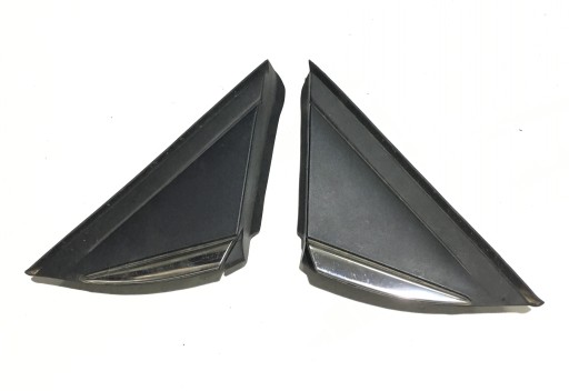 RENAULT MEGANE IV RIGHT MOULDING FENDER CAP