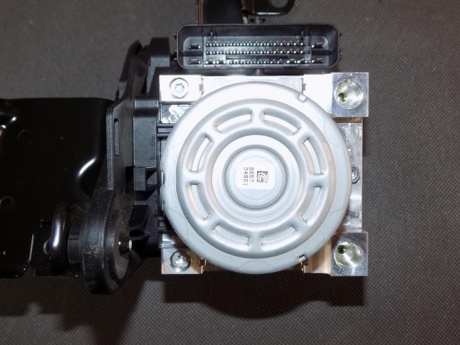 VW PASSAT B8 pump control unit ABS 5Q0614517DG