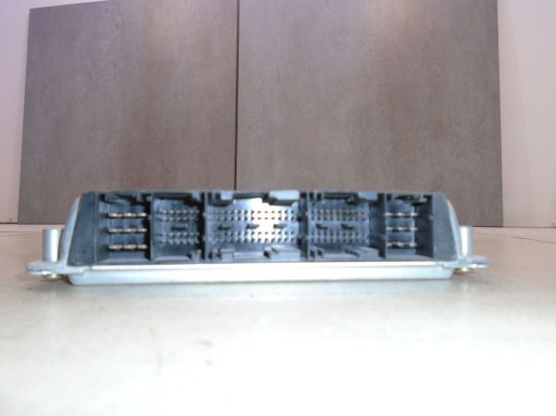 control unit of the engine PASSAT B5 2.5 TDI 3B0907401J