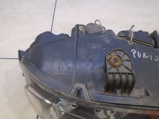 REFLEKTOR right front FIAT PUNTO II 661-1132R