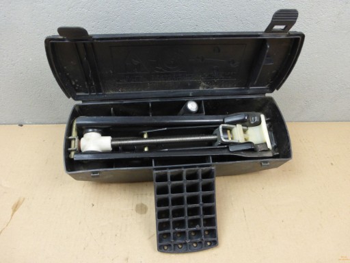 Запчасти для CITROEN Xsara PICASSO