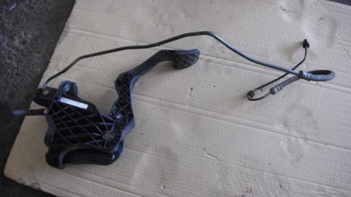 1K2721059BE - SEAT ALTEA 1.9 TDI 04-09 ПЕДАЛЬ СЦЕПЛЕНИЯ