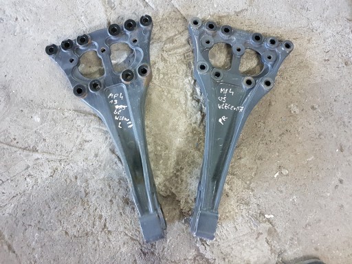 961 325 - Actros mp4 arocs antos кронштейн стабилизатора поперечной устойчивости 9613252509