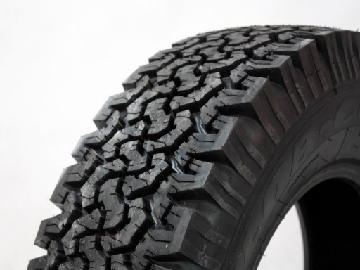 Позашляхові шини 4x4 235 / 70R16 kop BFG AT всесезонні