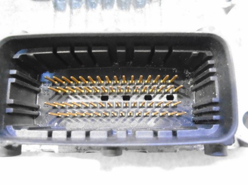 control unit of the engine FIAT STILO 1.2 16V 0261207086