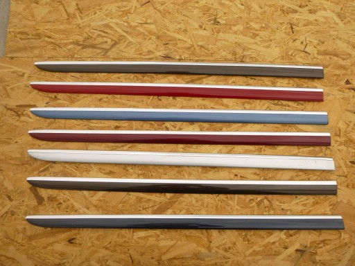 2K3853536D - CADDY IV 2015-БОКОВАЯ ПАНЕЛЬ ПРАВАЯ ЗАДНЯЯ ПРАВАЯ ХРОМ