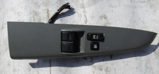 74232-0K060 - HILUX VII LIFT ПЕРЕКЛЮЧАТЕЛЬ ОКНА ПАНЕЛЬ БЛОКИРОВКИ АВТО