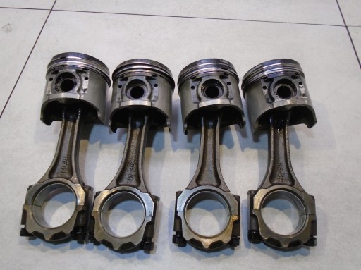 Piston avec bielle MAZDA PREMACY et 2.0 DITD