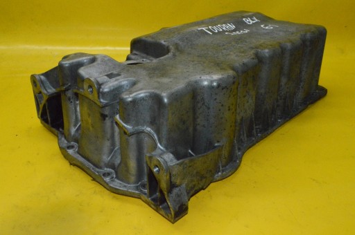 06F 103 - Масляний піддон TOURAN GOLF V A3 8P 2.0 FSI 06F103603