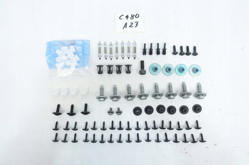 8S0098627A - КОМПЛЕКТ КРІПИЛЬНИХ ДЕТАЛЕЙ ДЛЯ БАМПЕРА AUDI TT TTS