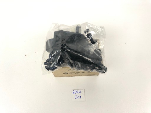 Комплект болтов Fender flares Audi q2 81a 81a098629