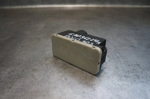 Насос центрального замка volkswagen polo 3 iii 6n - 6n0962257a