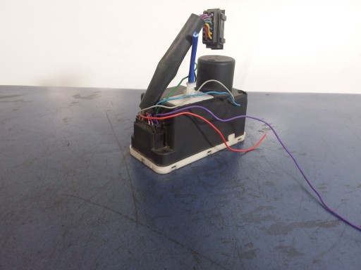 Vw polo 6n насос центрального замка 8n0962257a