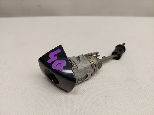 Audi A6 4G C7 вставка замка 4G1837167 4G8837167