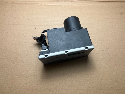 8D0862257B - Audi a4 b5 універсал ліфт насос центрального замка