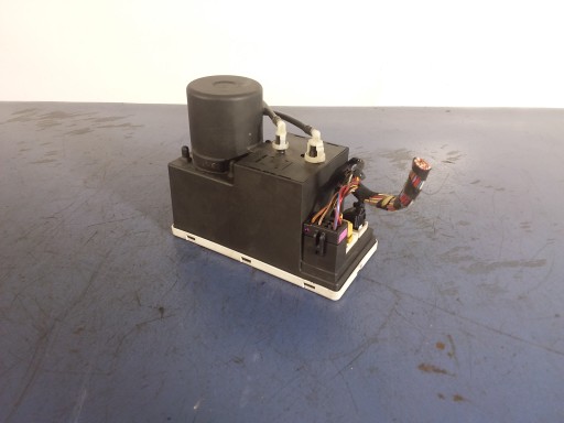 Audi a4 b5 насос центрального замка 8l0862257e