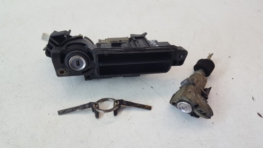 Вставка двери люка КПЛ Mercedes W209