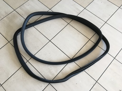 VW T6 7e0843792 прокладка правої розсувних дверей