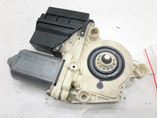 LORK-597-17079 - Мотор склопідйомника ліве переднє сидіння ibiza iii 6q2959802c хетчбек