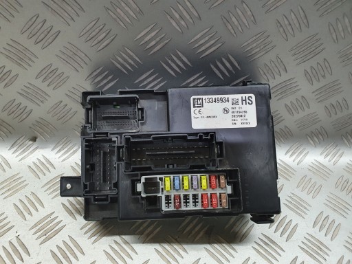 13349934 - БЛОК ПРЕДОХРАНИТЕЛЕЙ МОДУЛЬ BSI OPEL MERIVA B